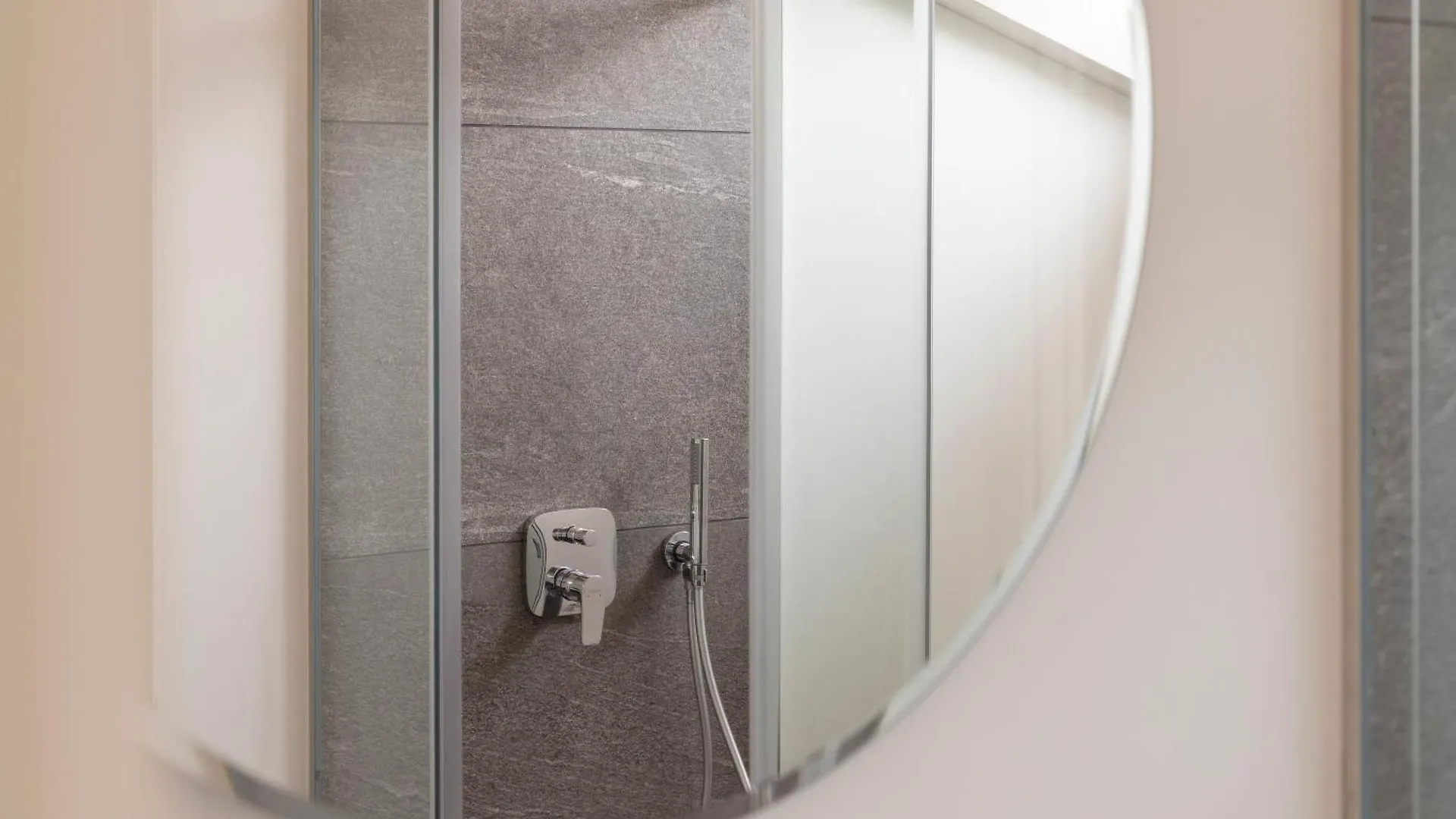 Olmo Suites Como Apartment